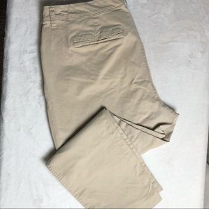 Old Navy Womens 18 plus short chinos - tan